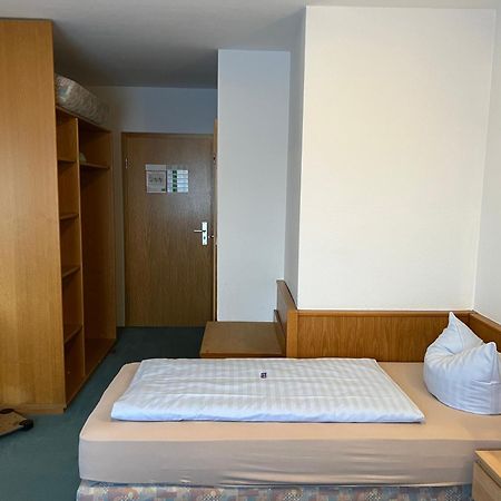Niebuhrs Hotel Friedrichsdorf Oda fotoğraf